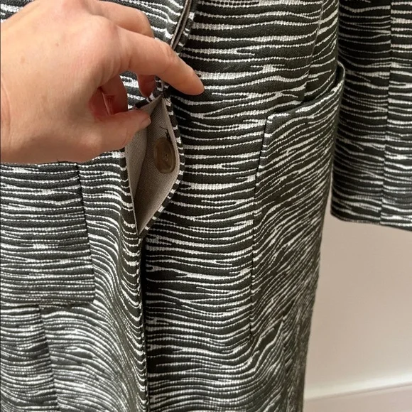 Judith and Charles long zebra striped coat jacket green white collar size 4 - Picture 5 of 15